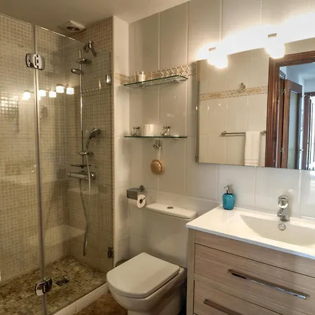 The Rose By Hello Homes Apartment *